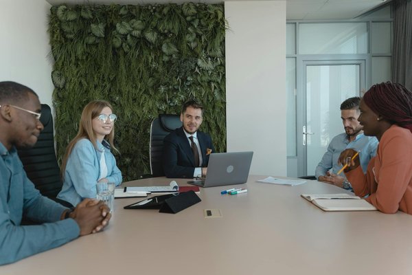 Comment l'assurance responsabilité civile protège votre métier de paysagiste